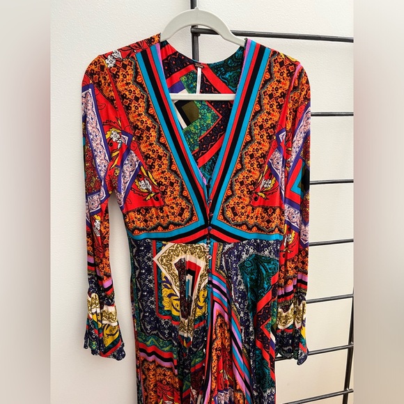 Free People Shawl - Picture 3 of 9